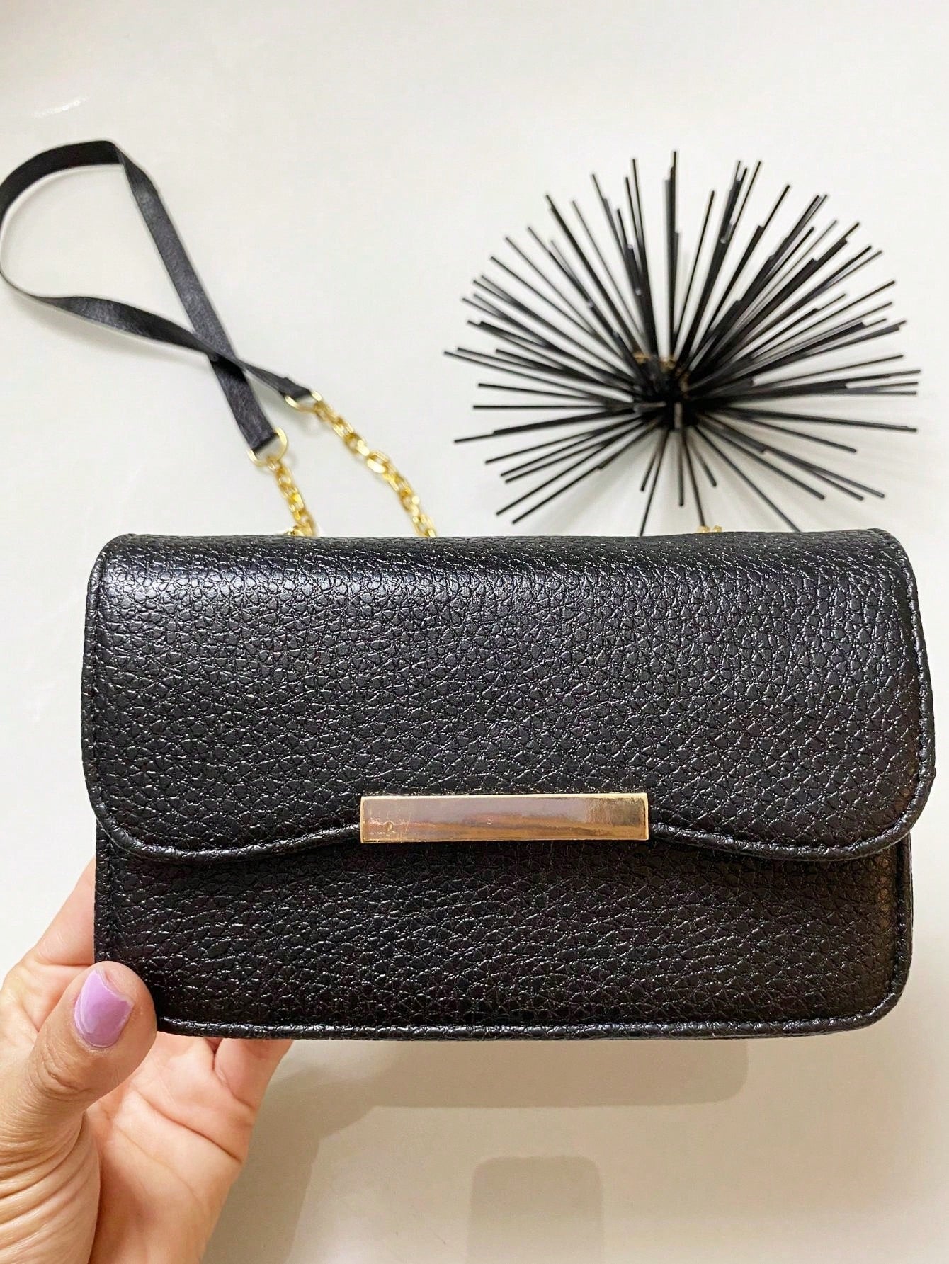 Vendedor IndicadoFesta Junina Bolsa feminina quadrada pequena transversal tiracolo alça corrente Envio Imediato