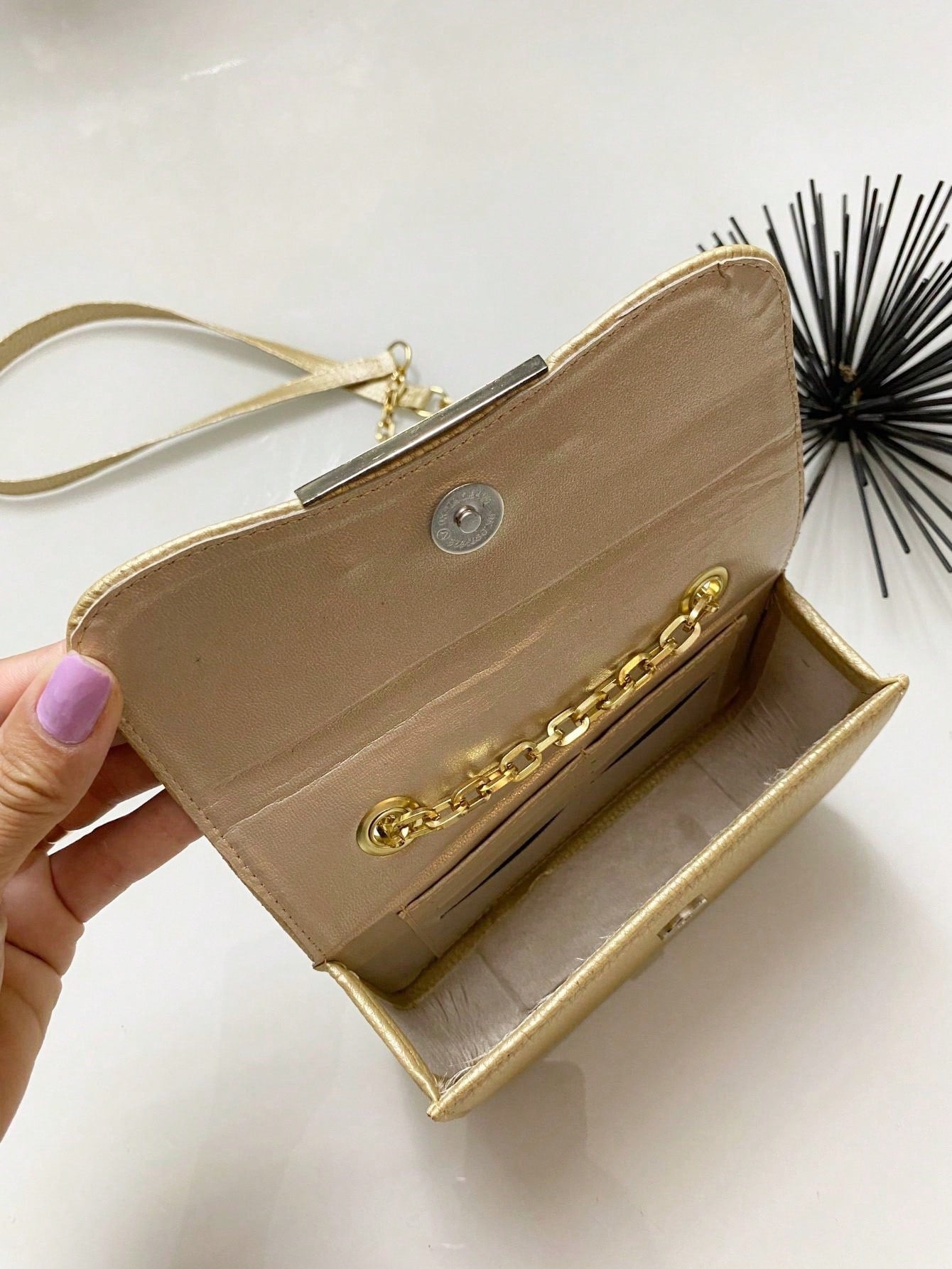 Vendedor IndicadoFesta Junina Bolsa feminina quadrada pequena transversal tiracolo alça corrente Envio Imediato